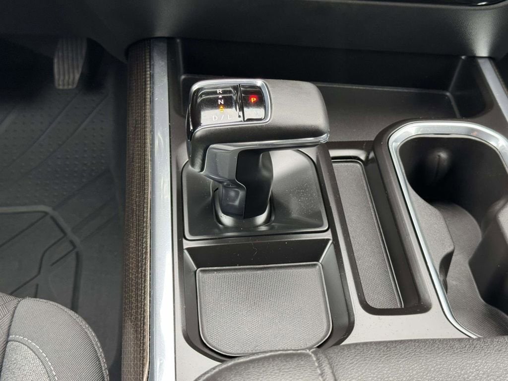 2023 Chevrolet Silverado 1500 RST - Photo 8