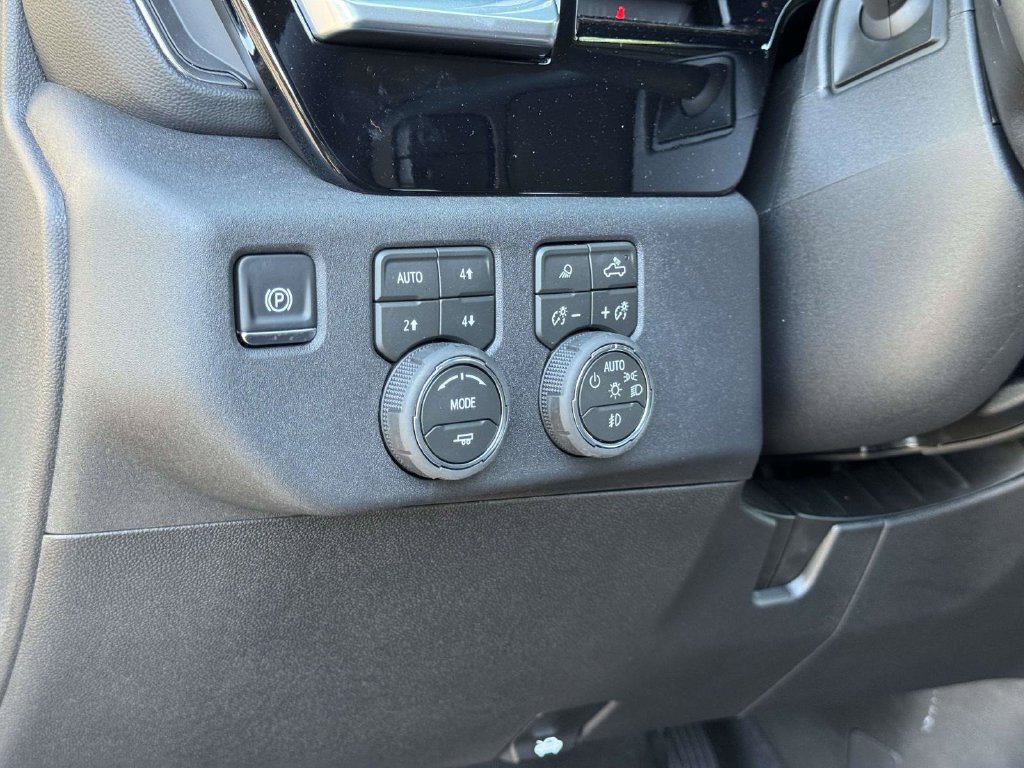 2026 Chevrolet Silverado 2500 HD LTZ - Photo 9