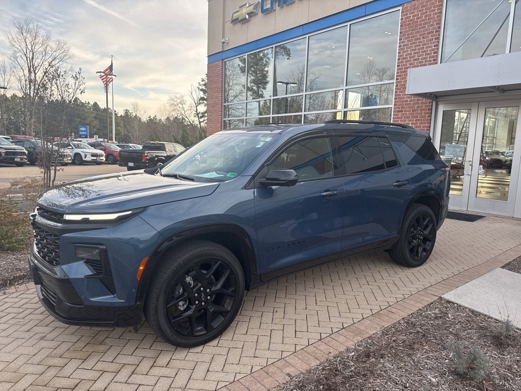 Used 2026 Chevrolet Traverse RS SUV