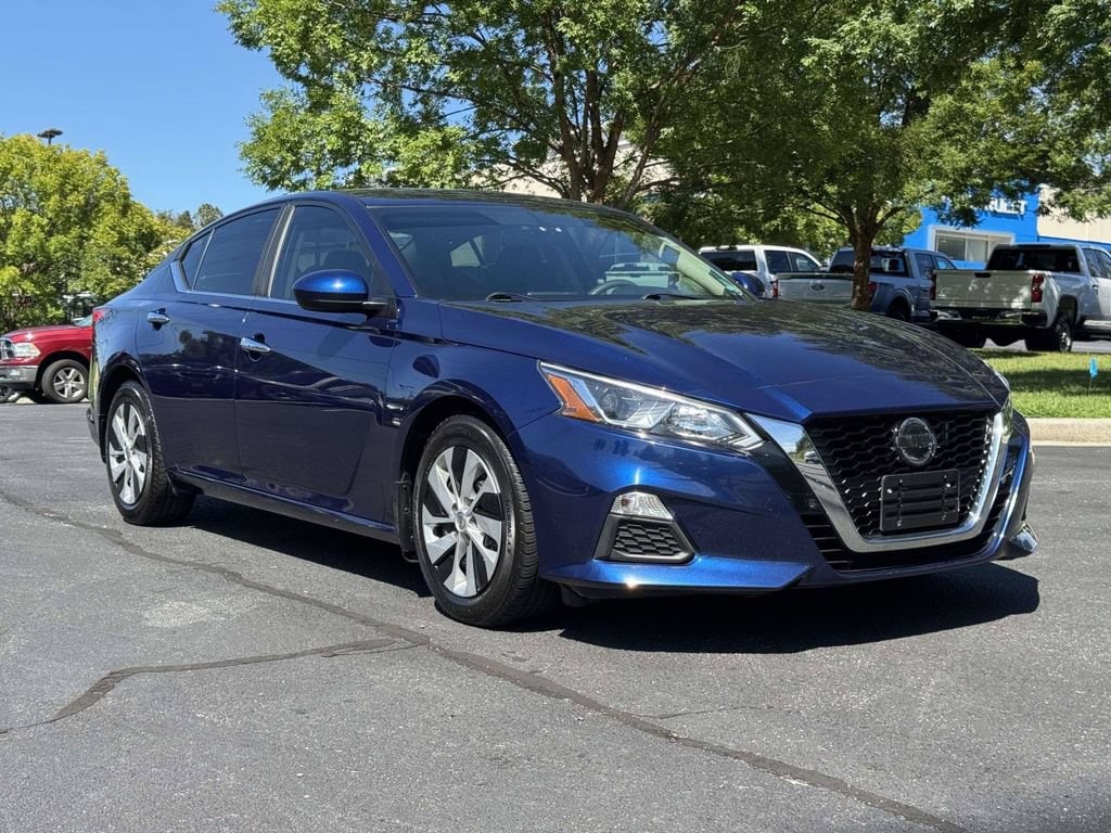Used 2019 Nissan Altima S with VIN 1N4BL4BV9KC254751 for sale in Midlothian, VA