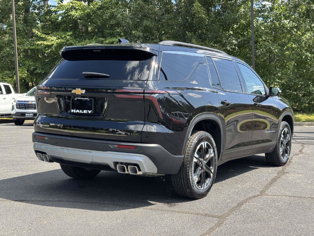 2027 Chevrolet Traverse LT - Photo 22