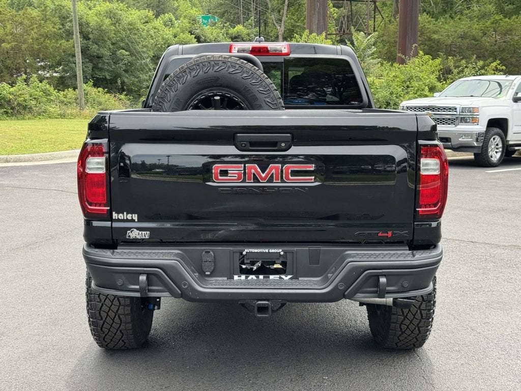 2024 GMC Canyon AT4X - Photo 23