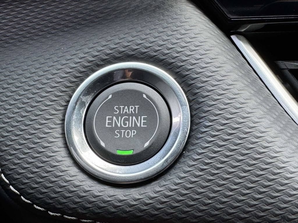 2027 Chevrolet Equinox LT - Photo 8