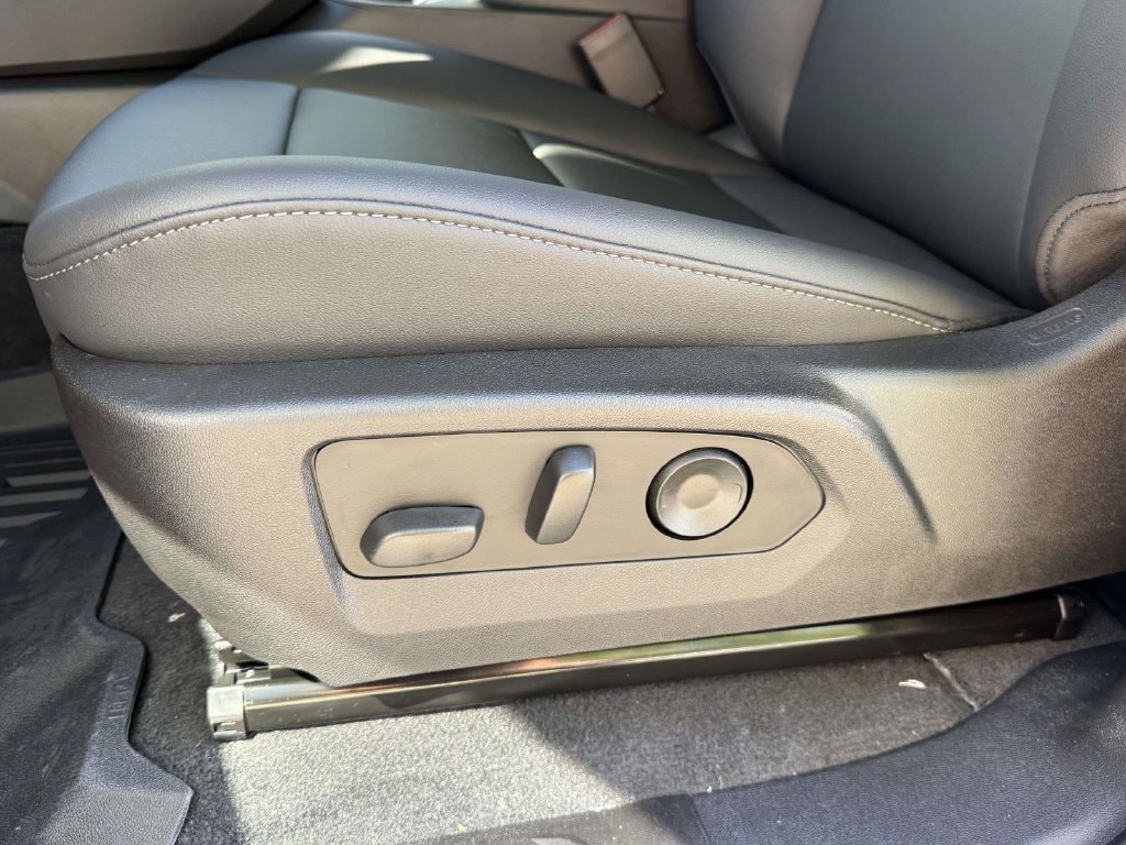 2026 Chevrolet Colorado LT - Photo 20