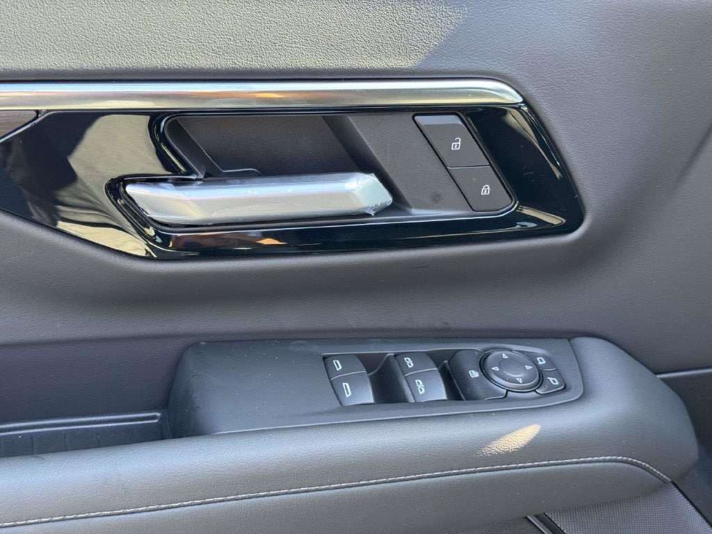 2026 Chevrolet Tahoe LS - Photo 19