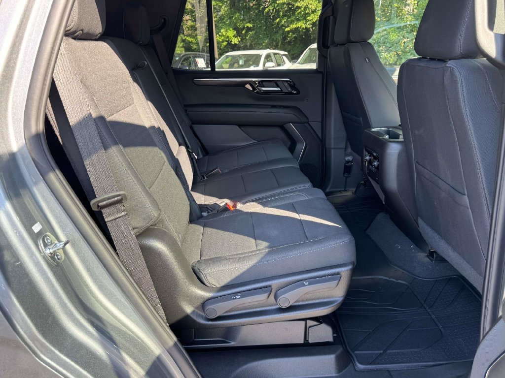 2026 Chevrolet Tahoe LS - Photo 15