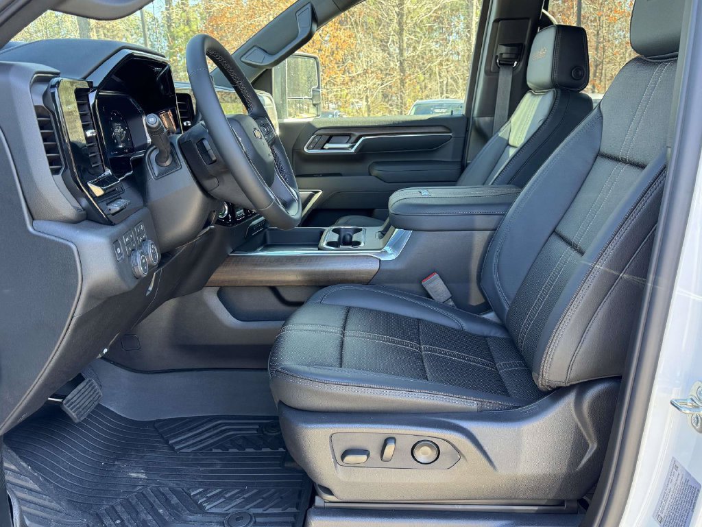 2026 Chevrolet Silverado 2500 HD High Country - Photo 18