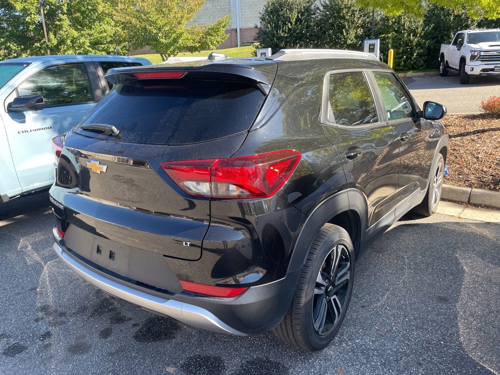 2023 Chevrolet Trailblazer LT photo 3