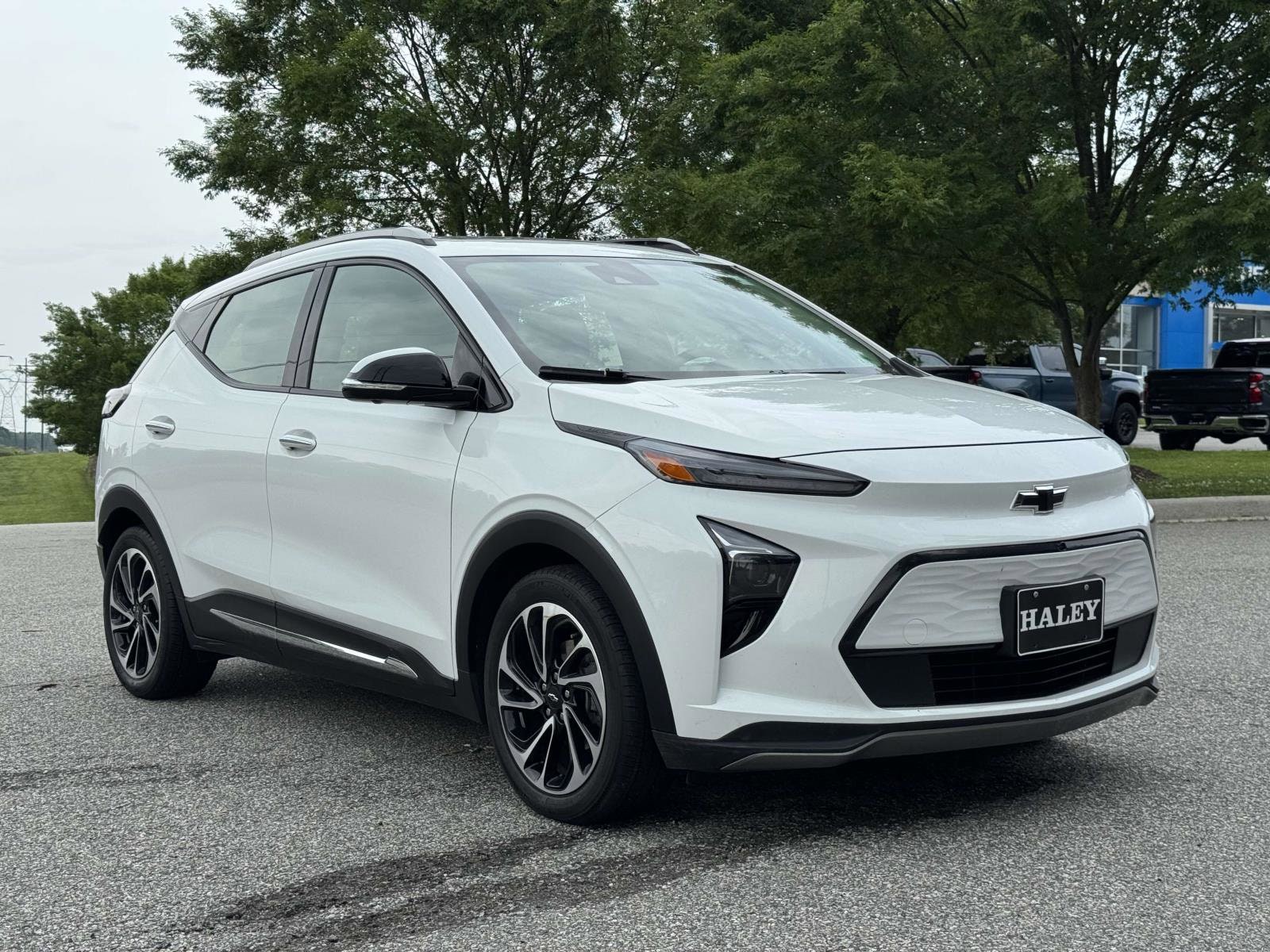 Used 2023 Chevrolet Bolt EUV Premier with VIN 1G1FZ6S0XP4141847 for sale in Midlothian, VA