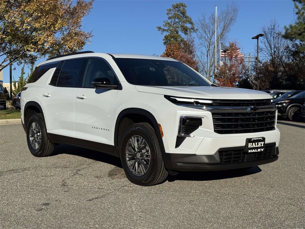 New 2026 Chevrolet Traverse LT SUV