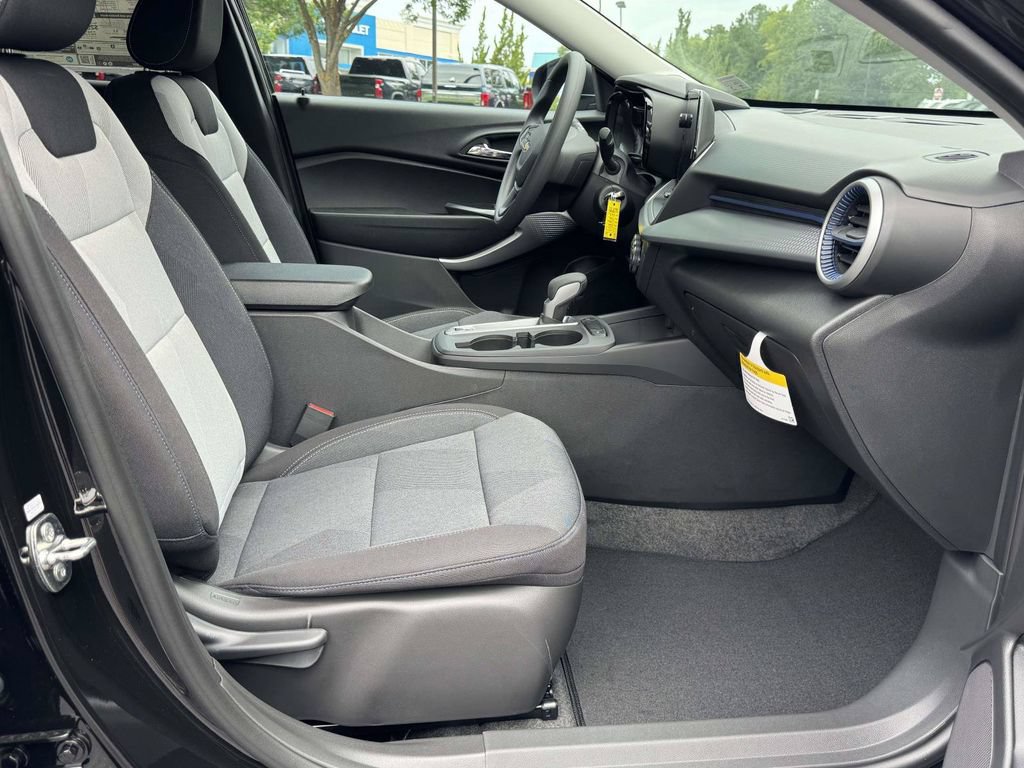 2026 Chevrolet Trax LS - Photo 14