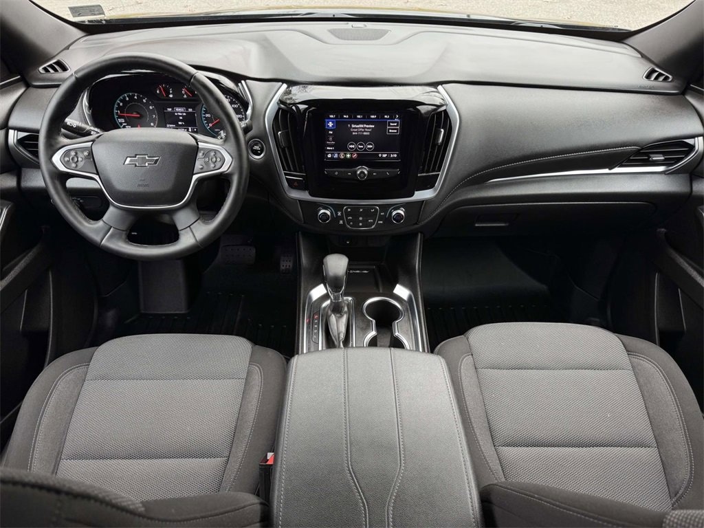 Used 2023 Chevrolet Traverse LT Cloth SUV
