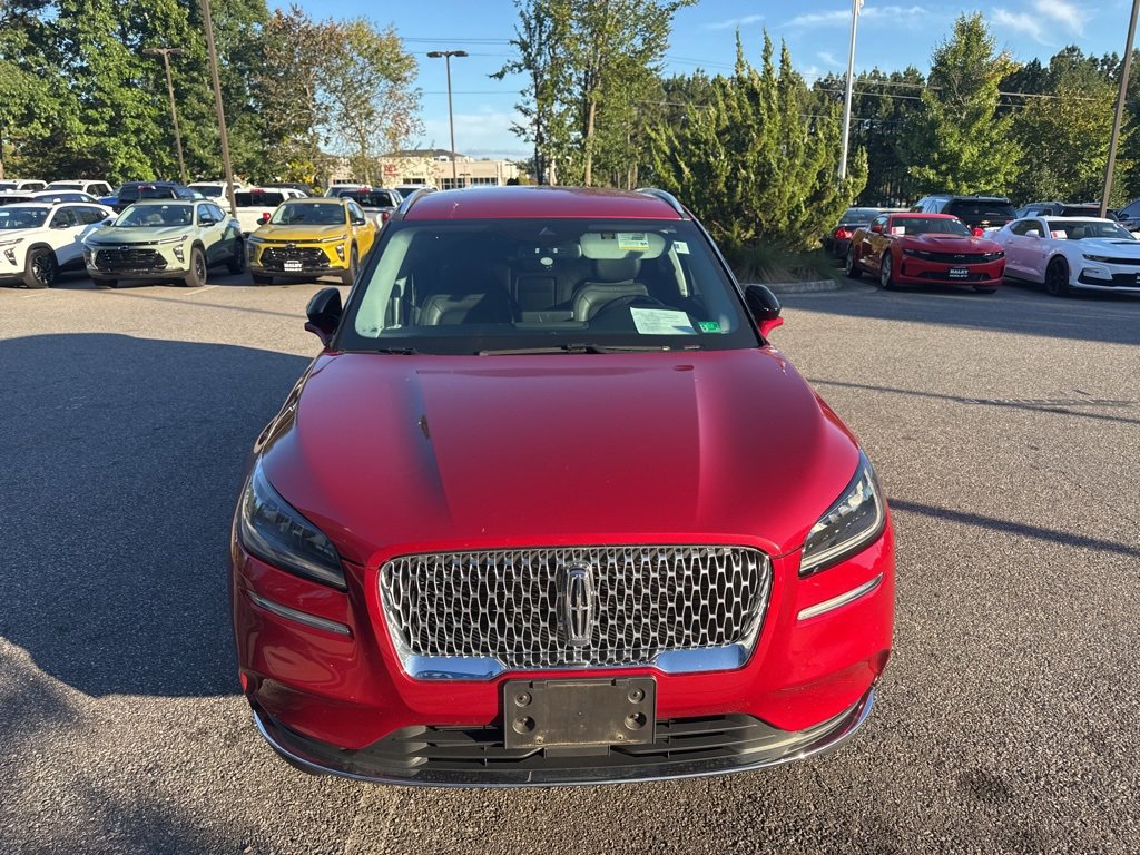 2020 Lincoln Corsair Standard photo 2