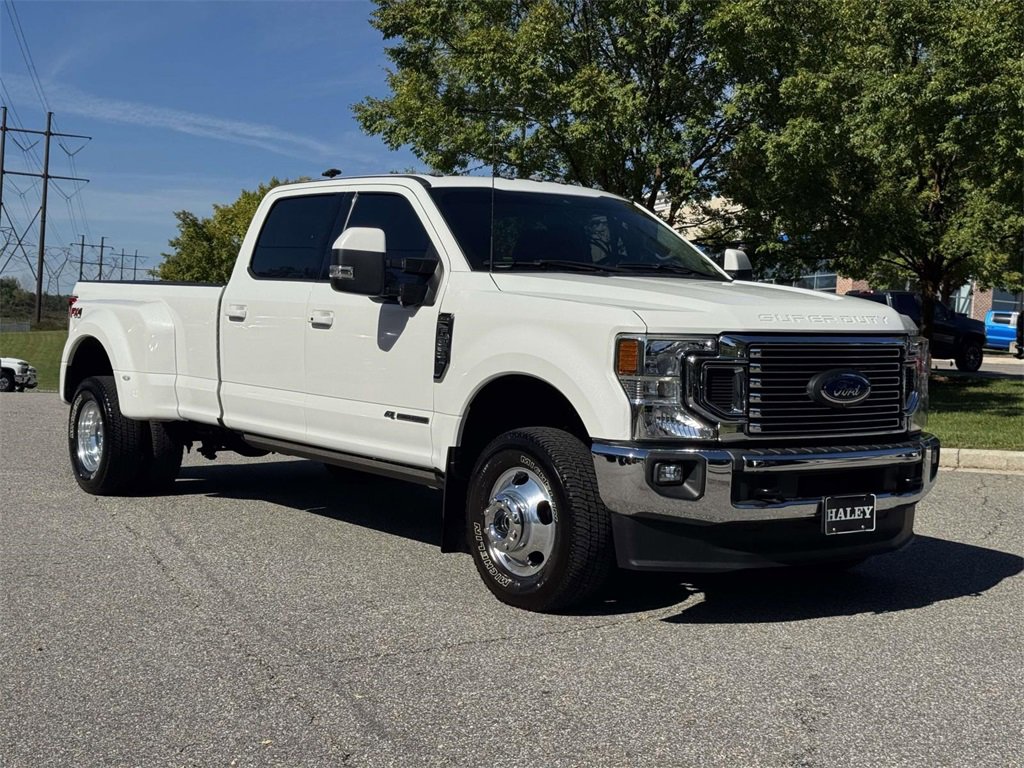 2022 Ford F-350 Lariat photo 2