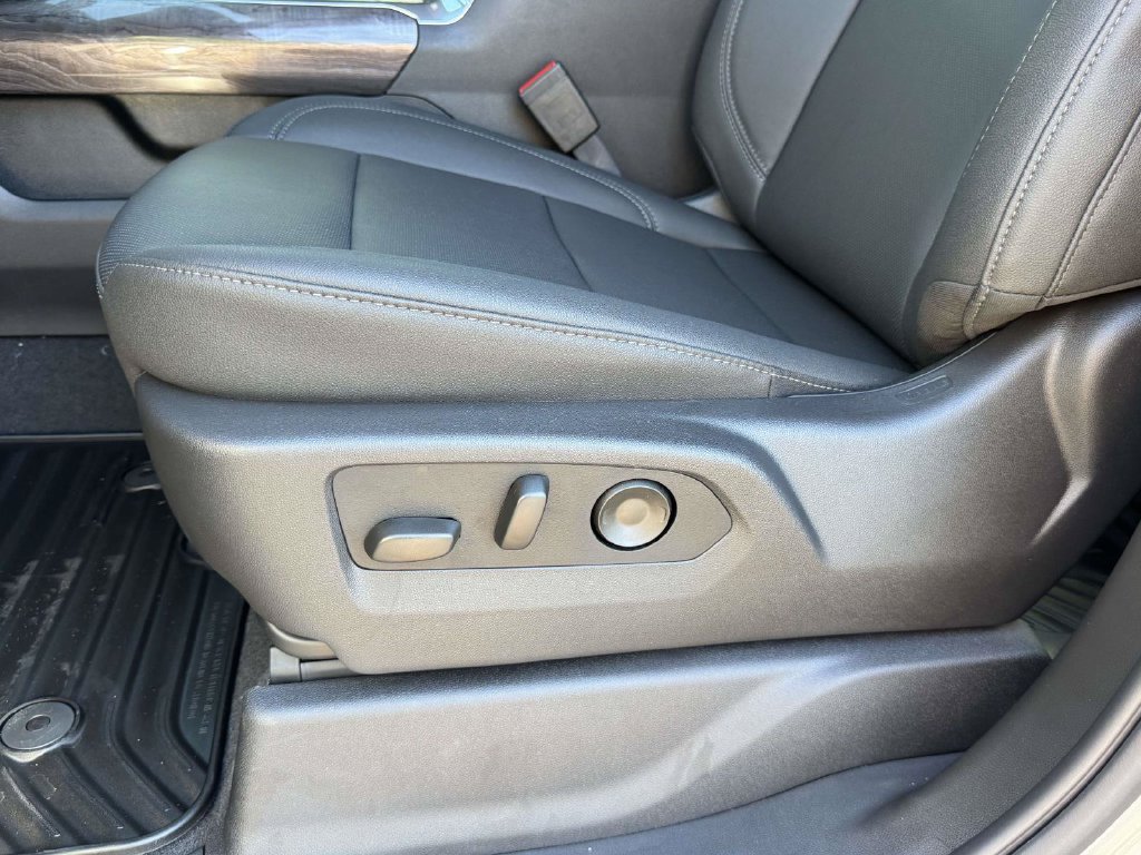 2026 Chevrolet Silverado 2500 HD LTZ - Photo 19