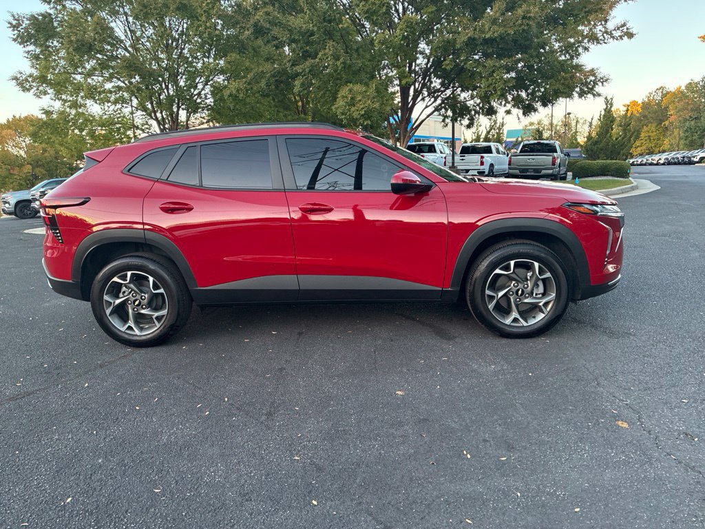 Used 2026 Chevrolet Trax LT SUV