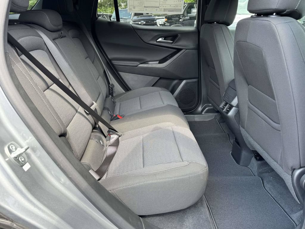 2027 Chevrolet Equinox LT - Photo 15