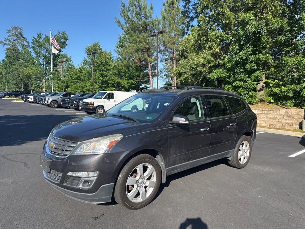 Used 2016 Chevrolet Traverse LT SUV