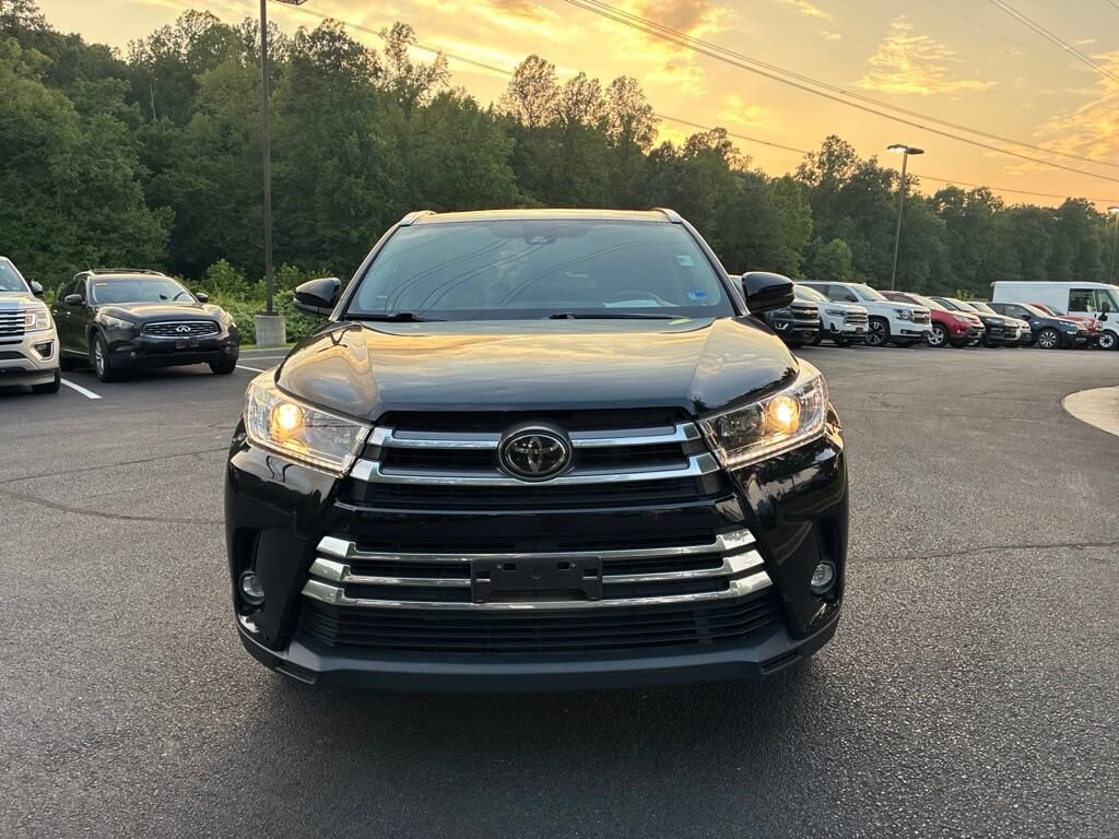 Used 2019 Toyota Highlander Limited
