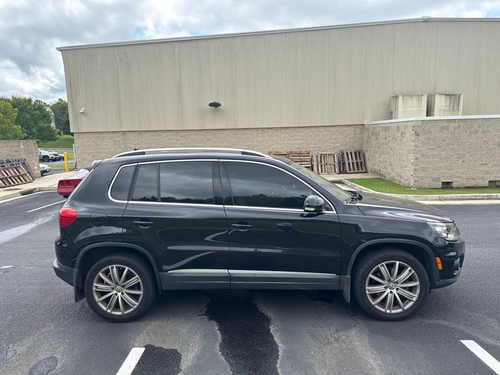 Used 2016 Volkswagen Tiguan SEL