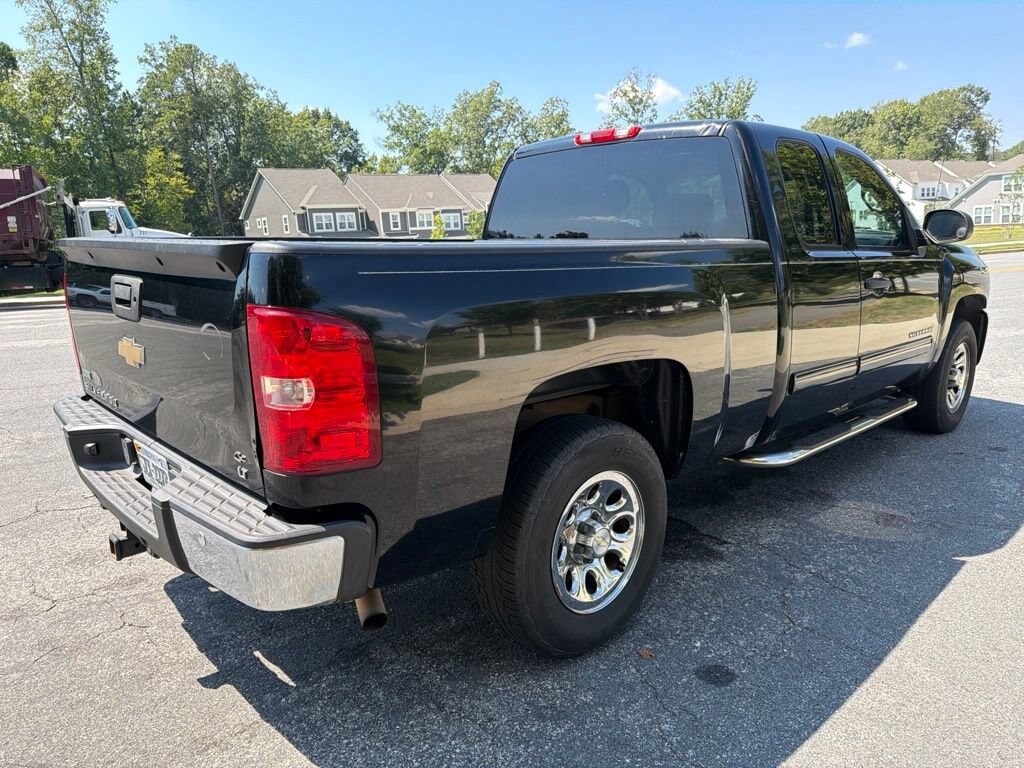 Used 2011 Chevrolet Silverado 1500 LT Truck