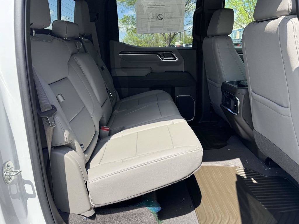 2026 Chevrolet Silverado 1500 LTZ - Photo 14
