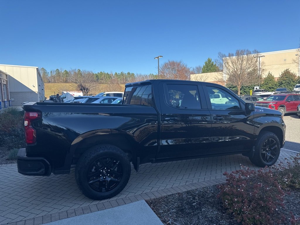 2023 Chevrolet Silverado 1500 RST photo 3