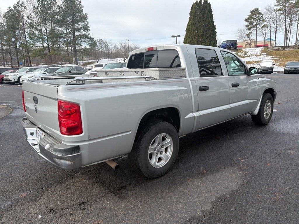 Used 2005 Dodge Dakota SLT