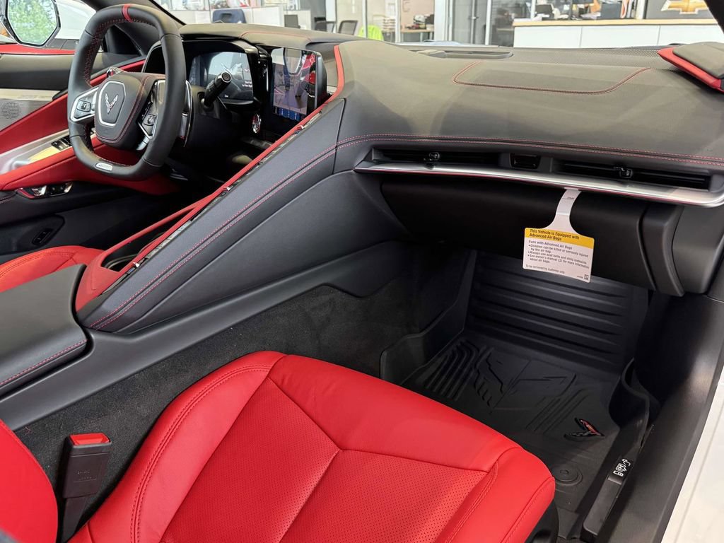 2025 Chevrolet Corvette 2LZ - Photo 15