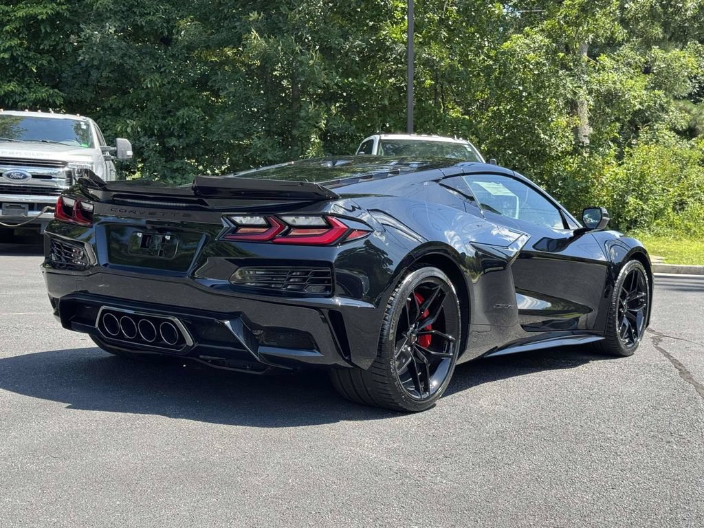2027 Chevrolet Corvette 2LZ - Photo 22