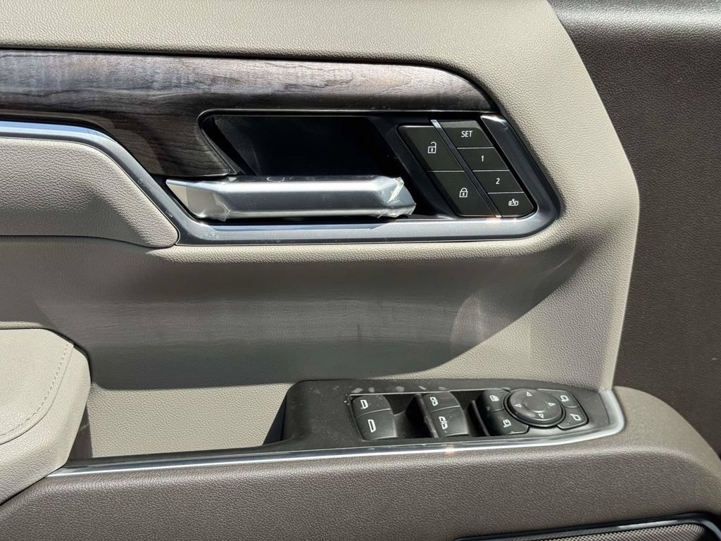 2026 Chevrolet Silverado 1500 LTZ - Photo 17