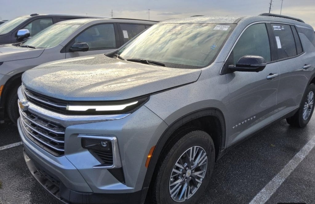 Used 2026 Chevrolet Traverse LT SUV