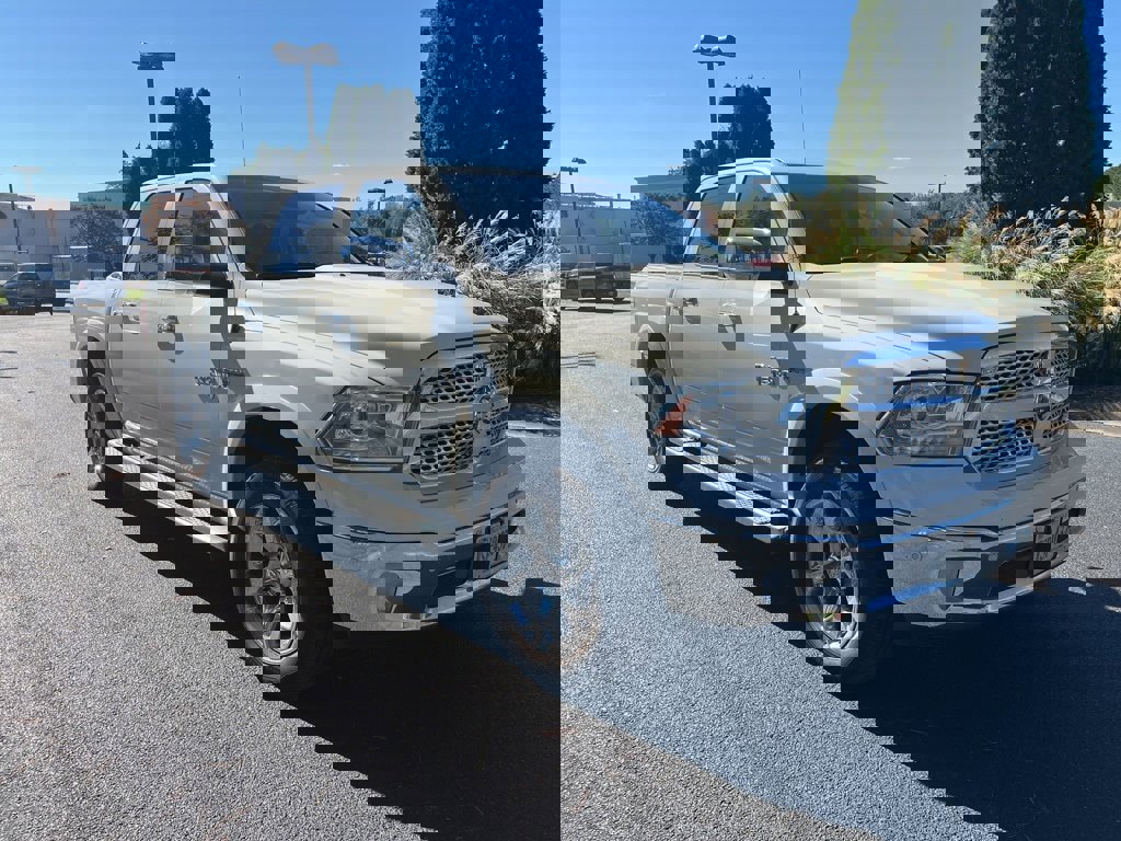 2017 Ram 1500 Laramie photo 3