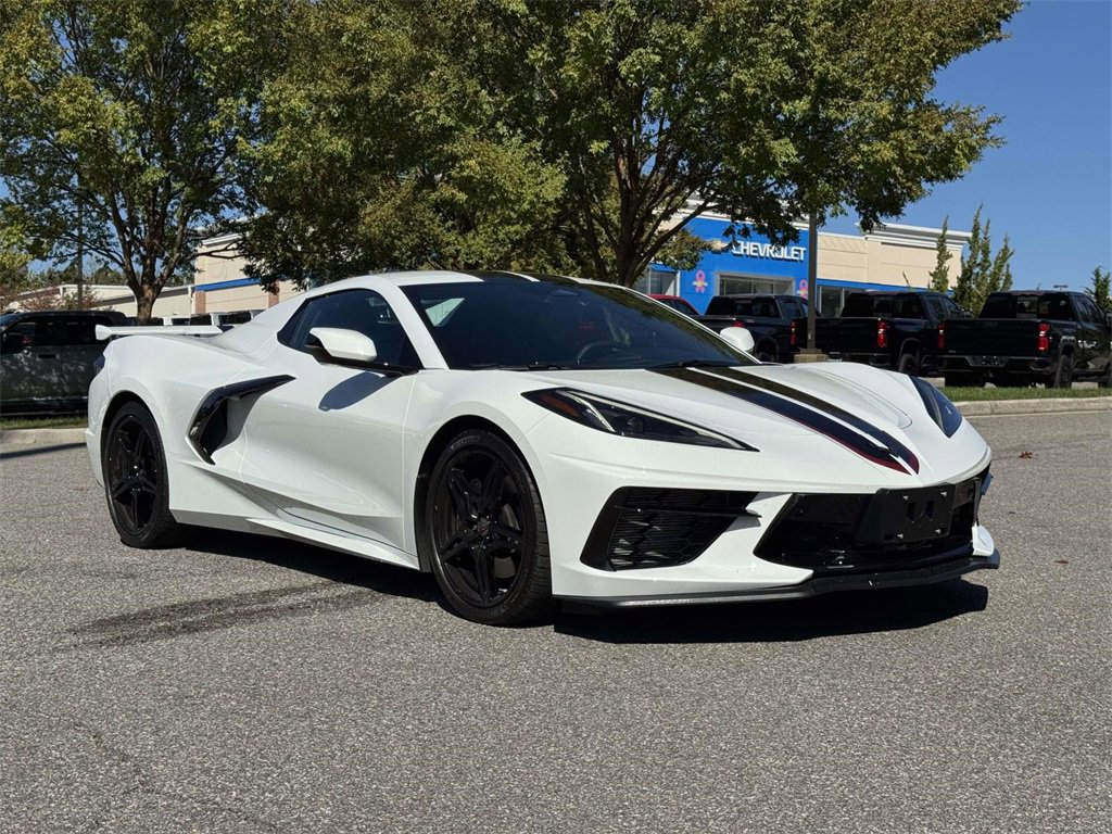 2025 Chevrolet Corvette Stingray 2LT Convertible photo 2