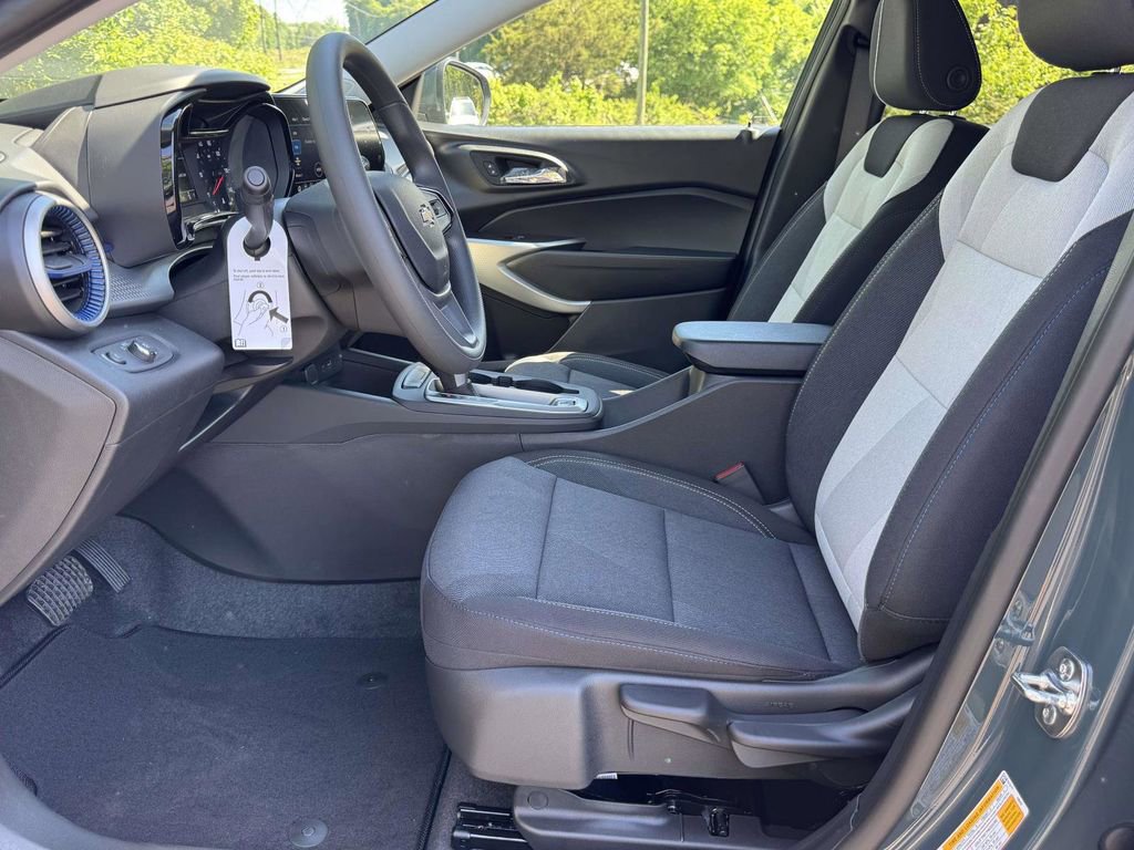 2026 Chevrolet Trax LS - Photo 18