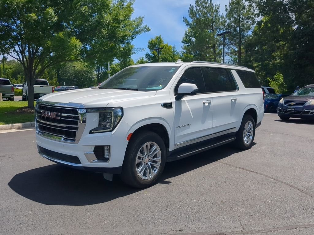 2024 GMC Yukon 4WD SLT's photo