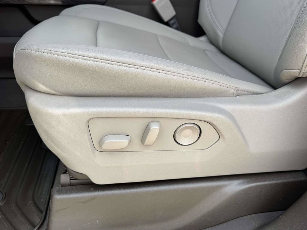 2026 Chevrolet Silverado 1500 LTZ - Photo 18