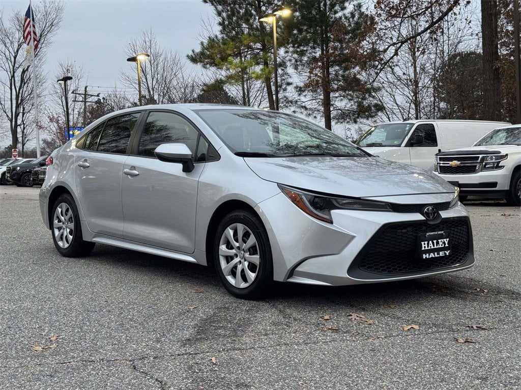Used 2022 Toyota Corolla LE