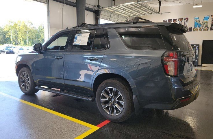 2021 Chevrolet Tahoe Z71 photo 3