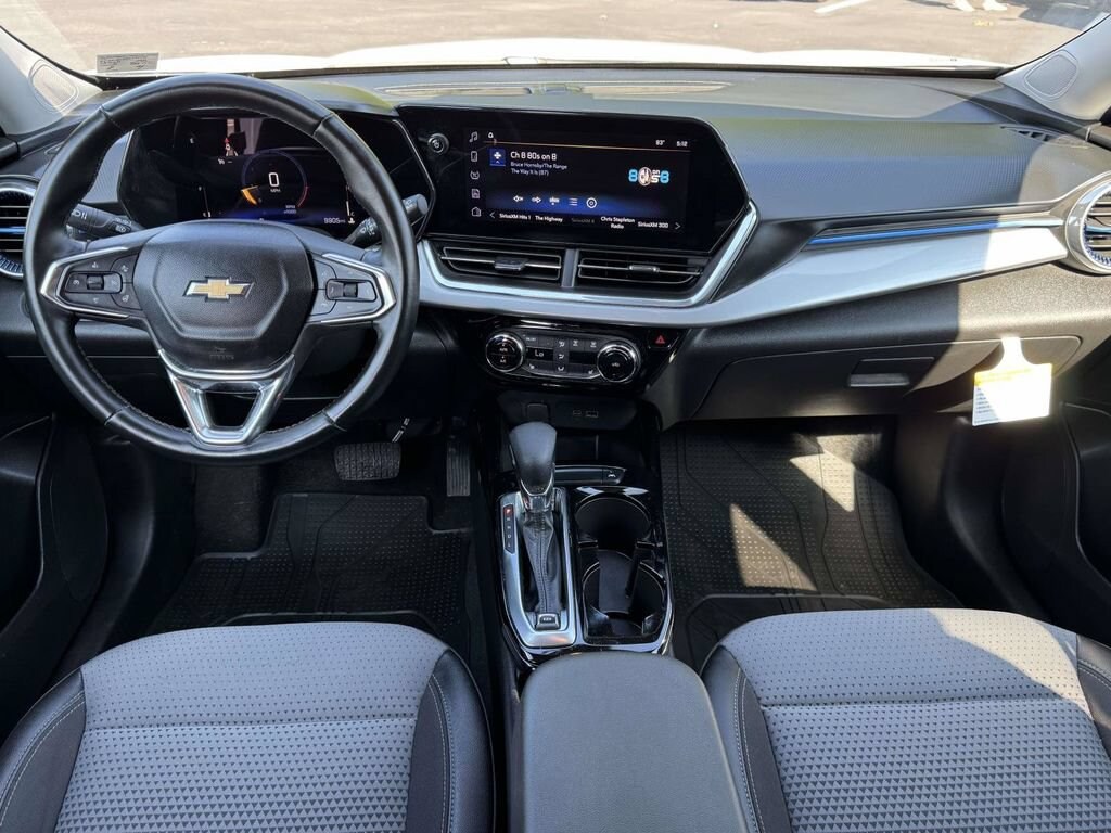 Used 2024 Chevrolet Trax LT SUV