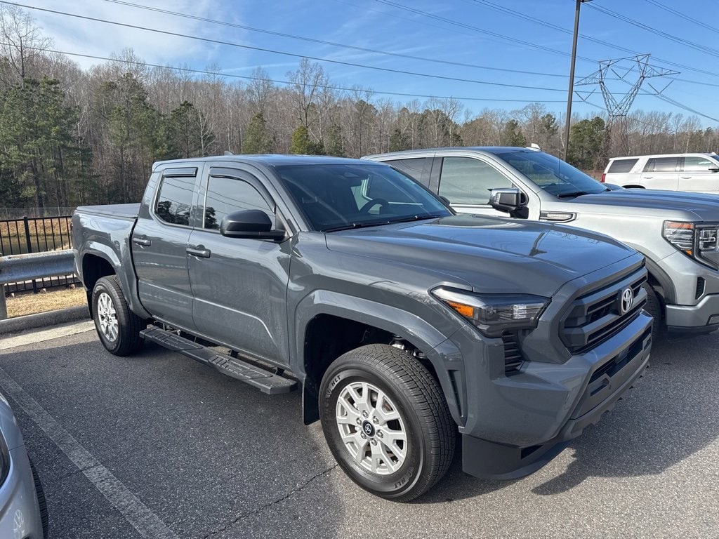 2024 Toyota Tacoma SR's photo