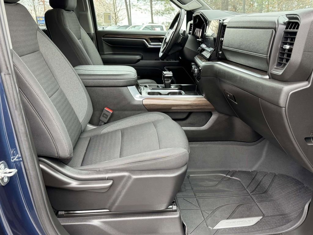 2023 Chevrolet Silverado 1500 RST - Photo 14