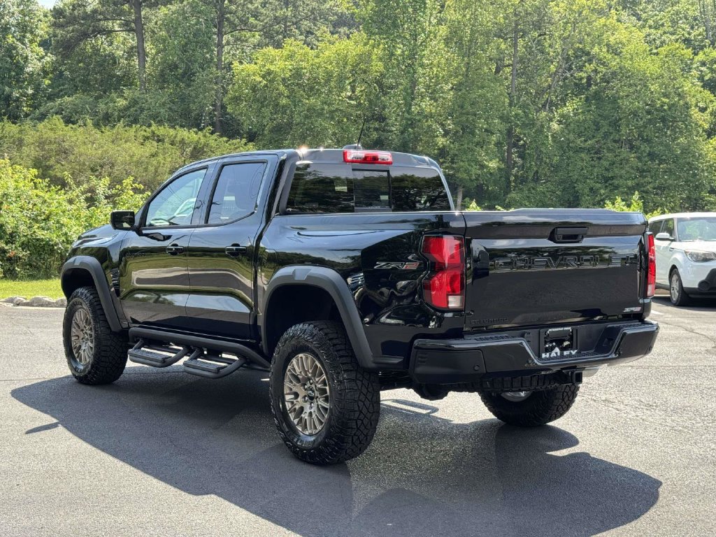 2026 Chevrolet Colorado ZR2 - Photo 25