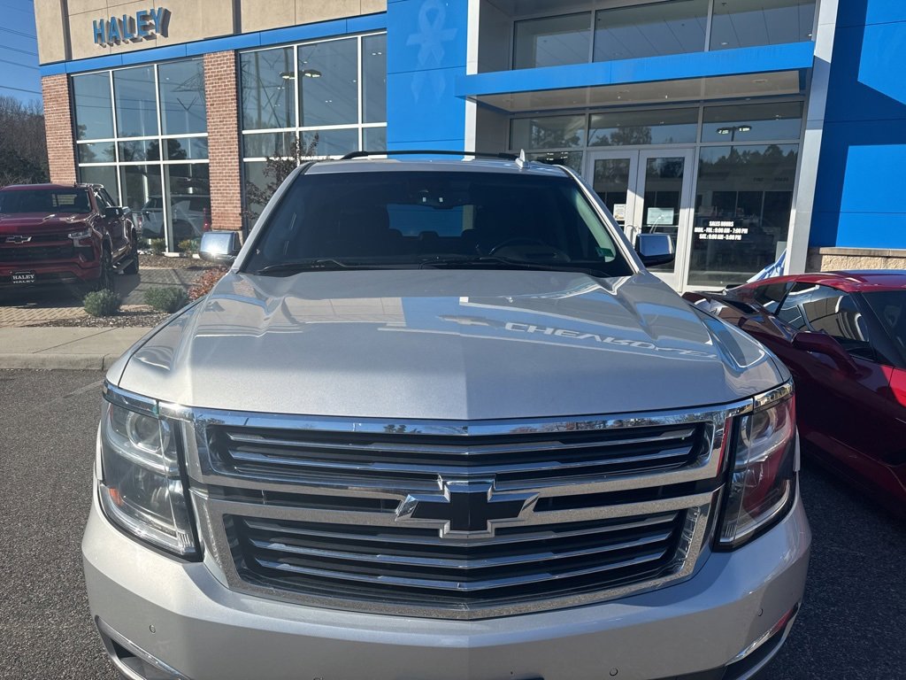 2017 Chevrolet Tahoe Premier photo 2