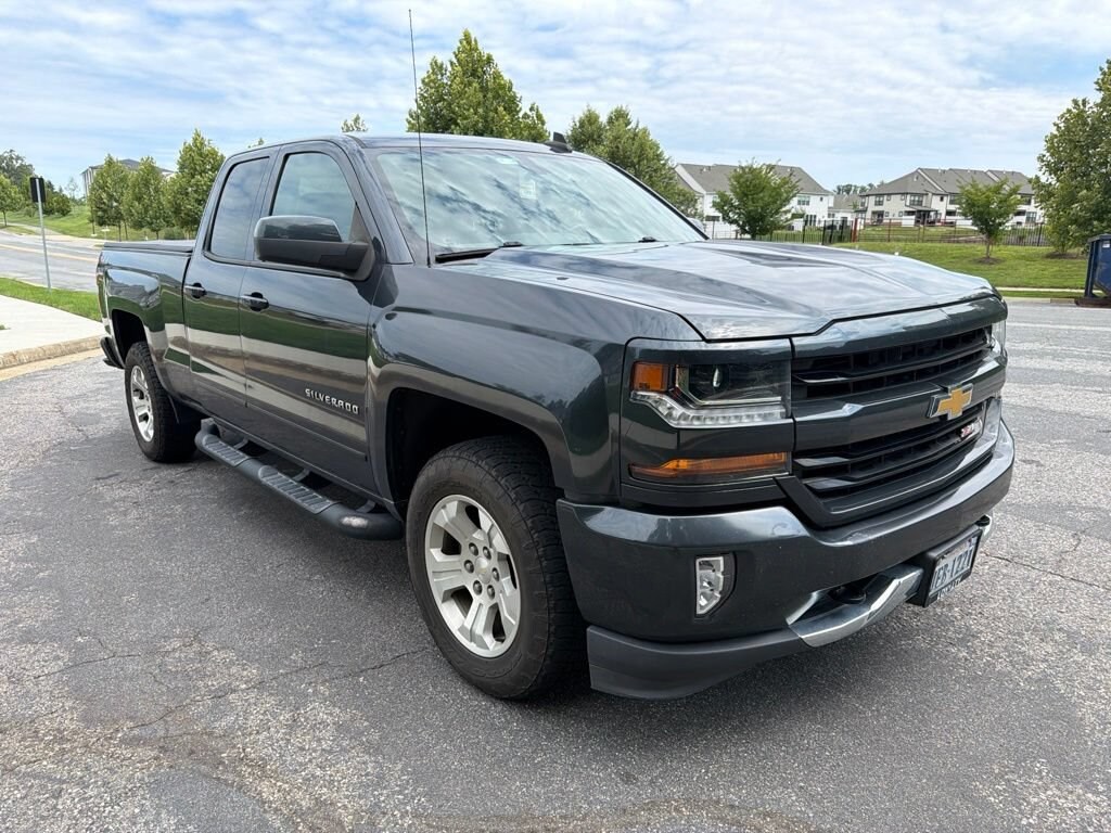 Used 2018 Chevrolet Silverado 1500 LT Truck