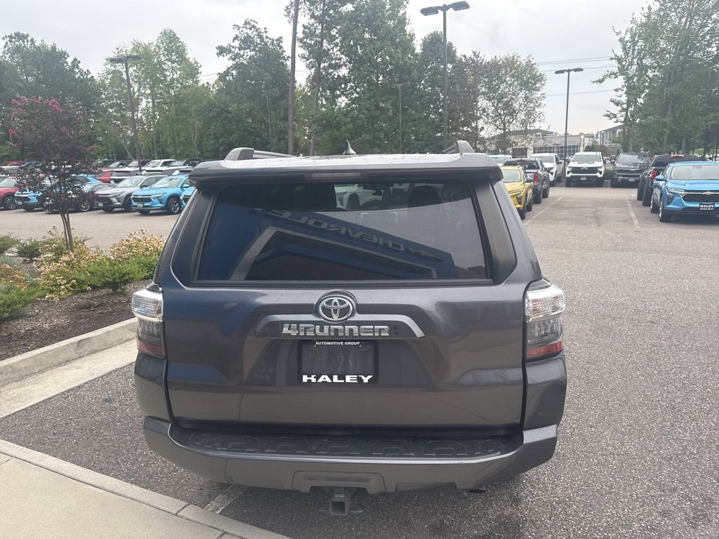2023 Toyota 4Runner SR5 Premium photo 3