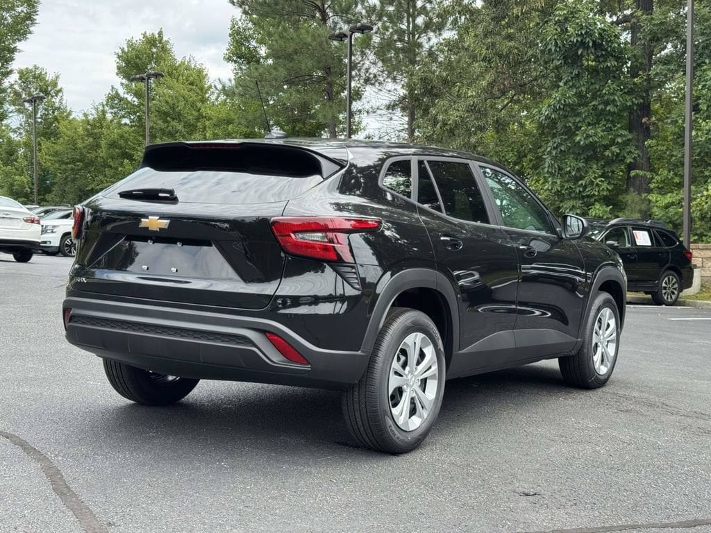 2026 Chevrolet Trax LS - Photo 21