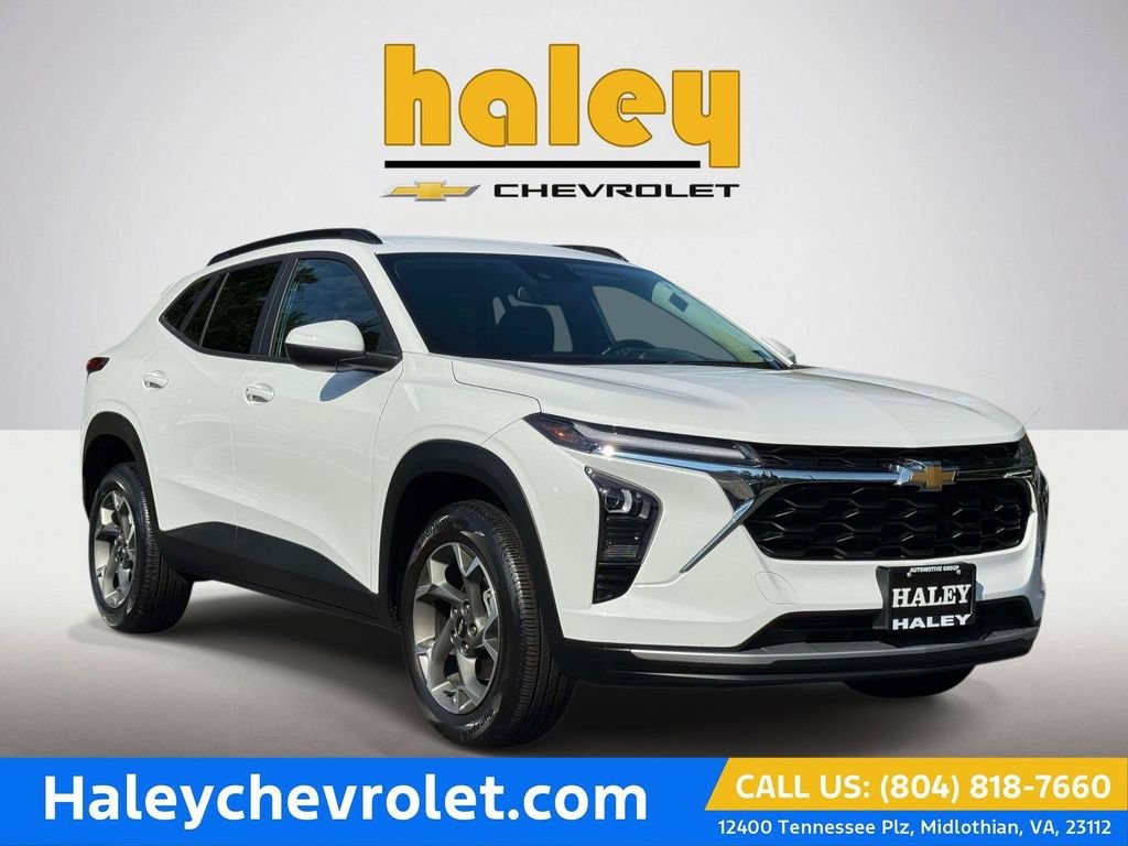 Used 2024 Chevrolet Trax LT SUV