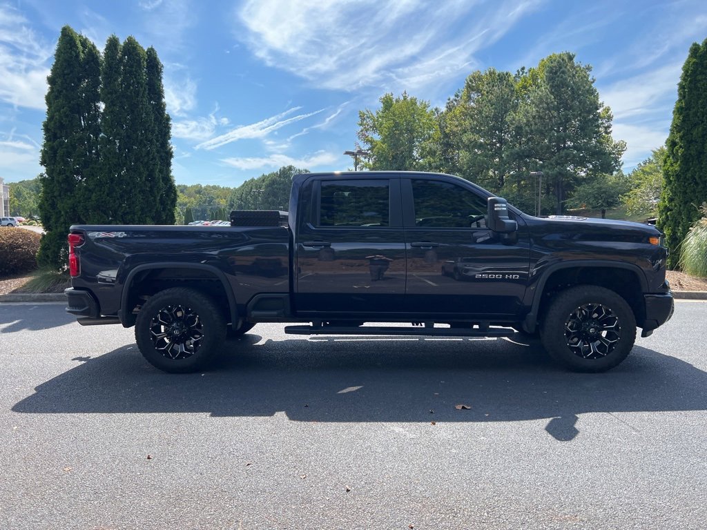 2024 Chevrolet Silverado 2500HD Custom photo 4