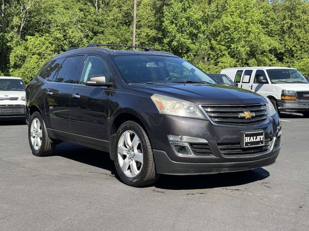 Used 2016 Chevrolet Traverse 1LT with VIN 1GNKRGKD5GJ168302 for sale in Midlothian, VA
